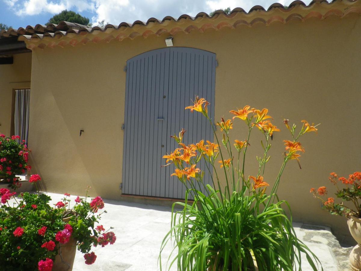 La Mordoree La Motte-d'Aigues Экстерьер фото